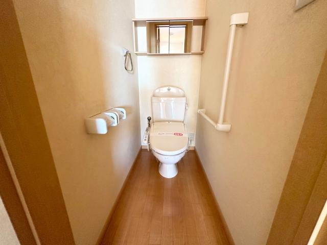 ＡＮＤ　ＯＮＥ　西棟のトイレ|シャワー付トイレ