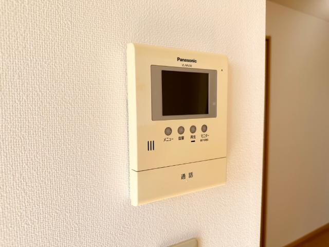 ＡＮＤ　ＯＮＥ　西棟の内装|カメラ付インターホン