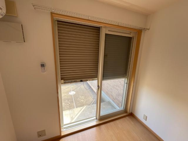 ＡＮＤ　ＯＮＥ　西棟の内装|防犯シャッター