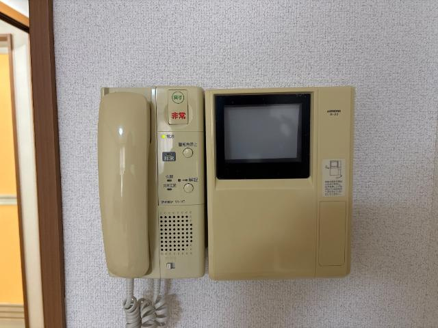リバパレス鶴舞の内装|モニター付インターホン