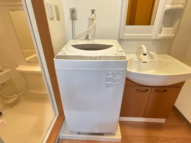 リバパレス鶴舞の洗面所|洗濯機