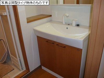 エクセルコート・天美の洗面所|洗髪洗面化粧台