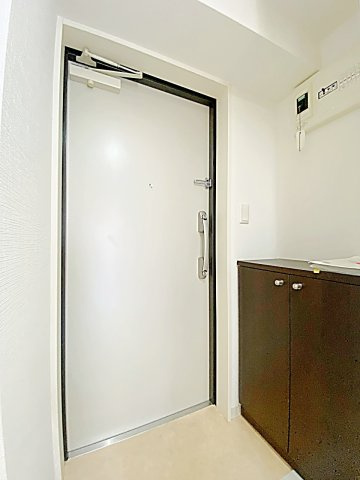 スカイコート天塚の玄関
