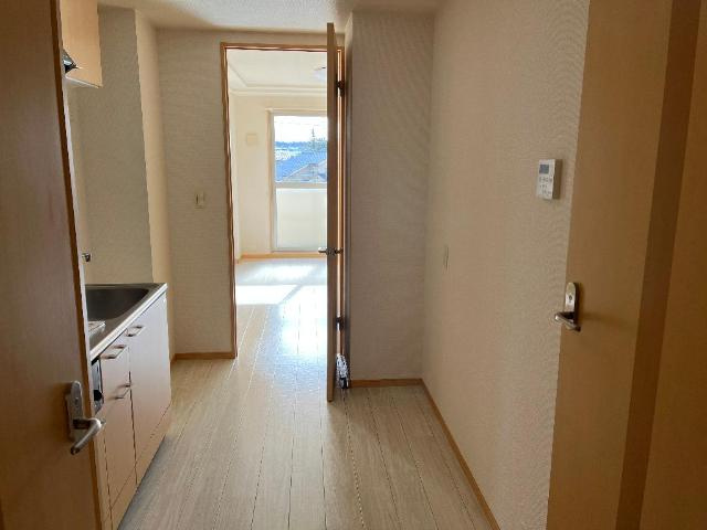 プレミス　エムワンの内装|廊下