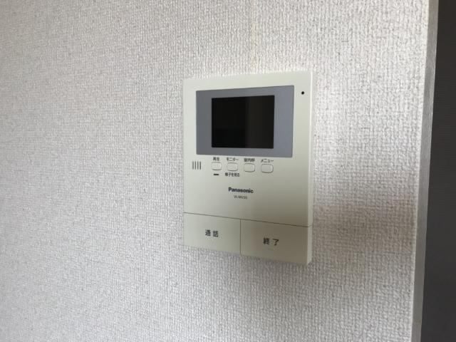 サンライトｏｓｈｉｚａｗａの内装|カメラ付インターホン