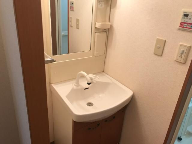 カームハウスの洗面所|洗面