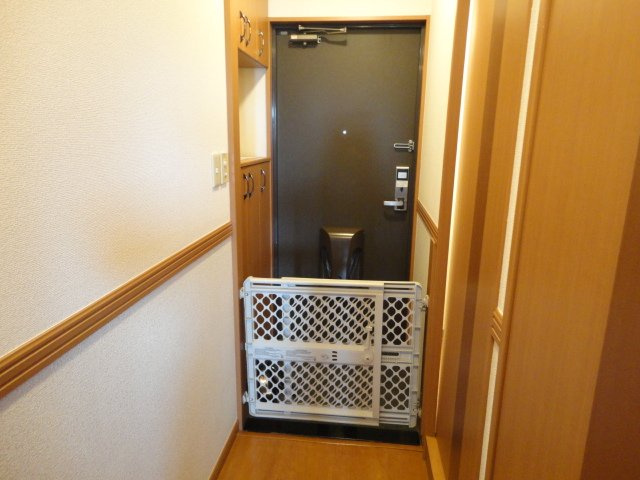 ディア フレンド ＫＯＩＺＵＭＩの玄関|玄関