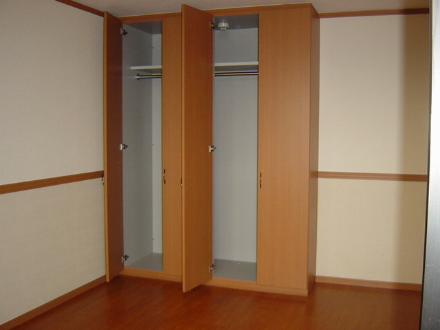 ディア フレンド ＫＯＩＺＵＭＩの収納|クローゼット