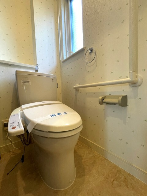 長津田戸建のトイレ