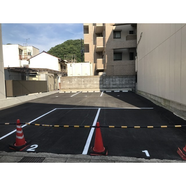 岐阜市下太田町の駐車場の居間・リビング