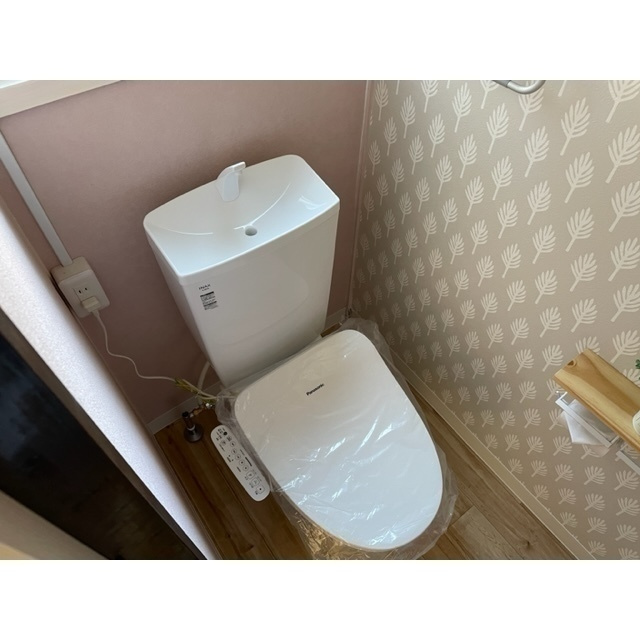 裾野市深良の一戸建てのトイレ