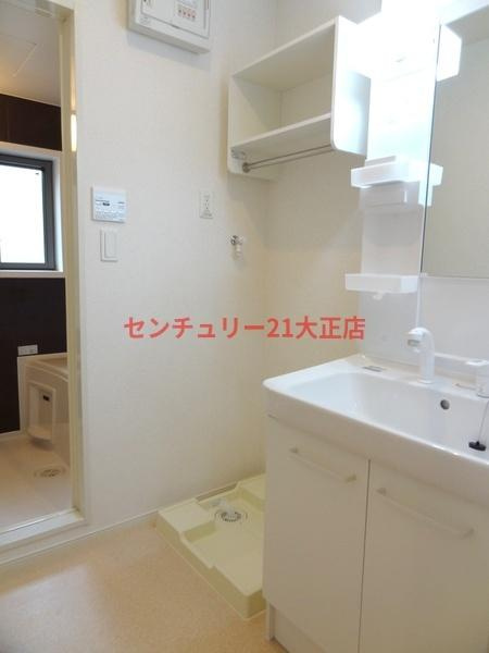 サンライズ・パークスの洗面所|★シャンドレ付き独立洗面台★