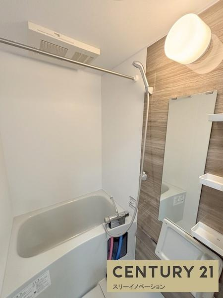 ファーストフィオーレ大正リエートの浴室