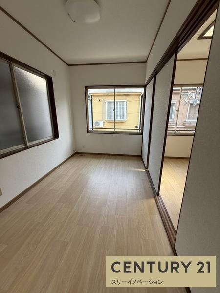 鶴町1丁目中古戸建の洋室