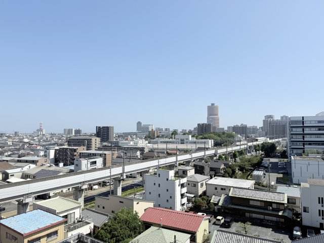 プレミスト八幡駅マスターズプレイスの展望|バルコニーからの眺めは良好で、のんびりしながら日々の疲れが癒されそうですね。