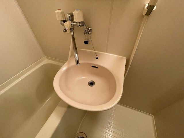 レオパレス三田の洗面所