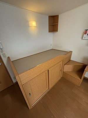 レオパレス藤の居間・リビング
