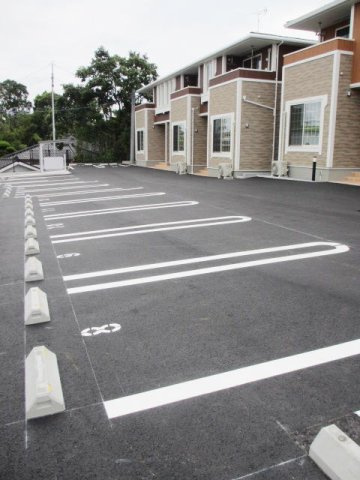 サラスバーテ　Ｂの駐車場