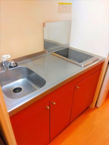 レオパレスＫＡＳＨＩＷＡのキッチン