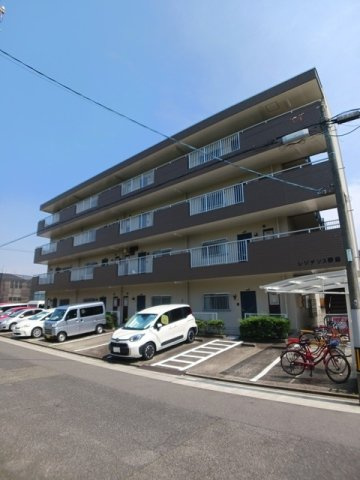 レジデンス柳森の外観