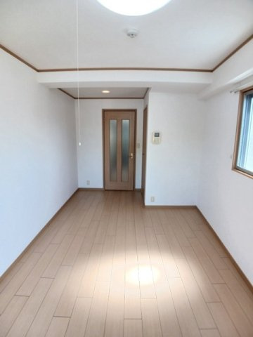 グランツ丸の内の内装