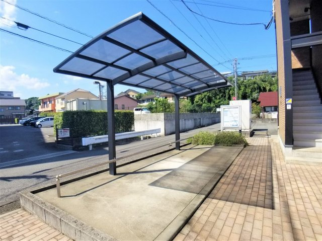 レオネクストＧＲＥＥＮＷＯＯＤのその他|駐輪場