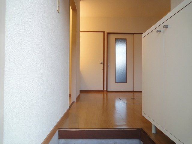 ニューシティキナセの玄関