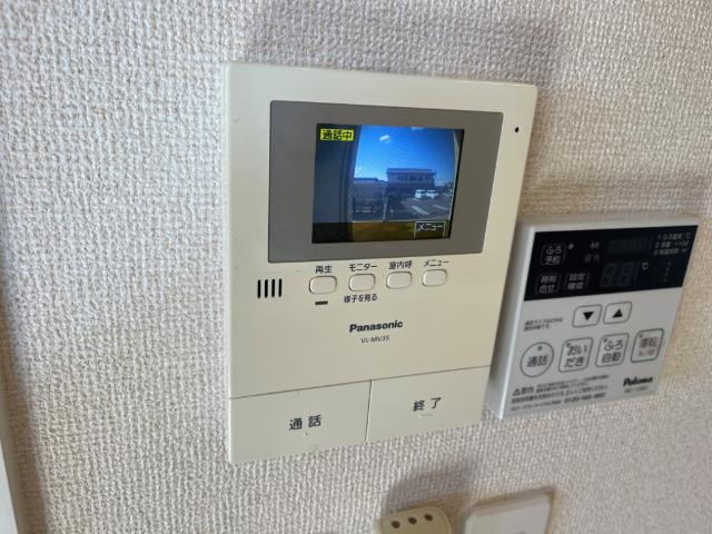 ガーデンハイツ高雄のセキュリティ|カメラ付インターホン