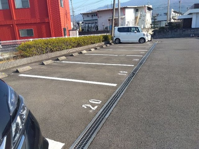レオパレスタウンコートのその他|駐車場②