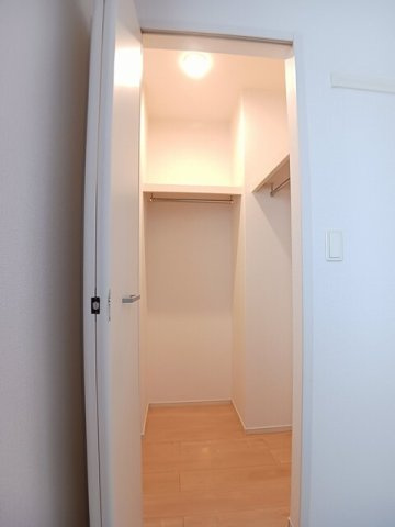 ヴィフ　シャンブルの収納
