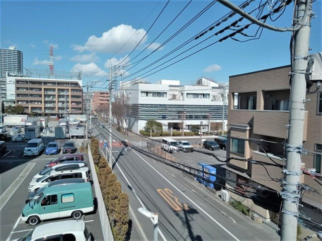 レオパレスクレスト北戸田のその他