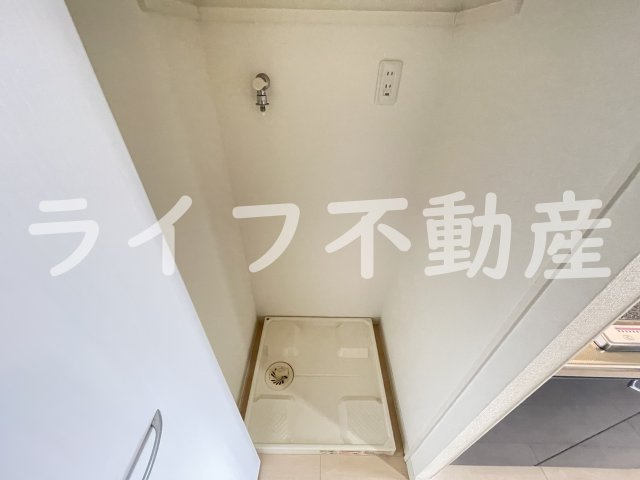 アルカンシェルの洗面所|ゆったりとスペースのある洗面所
