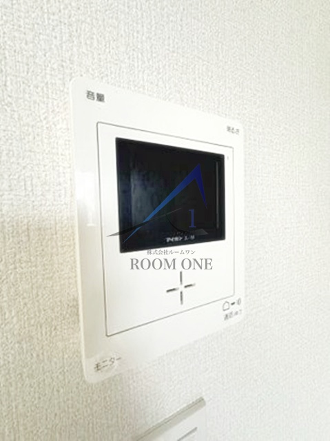 ソリッド堀切菖蒲園弐番館のセキュリティ|モニター付きインターホンです。