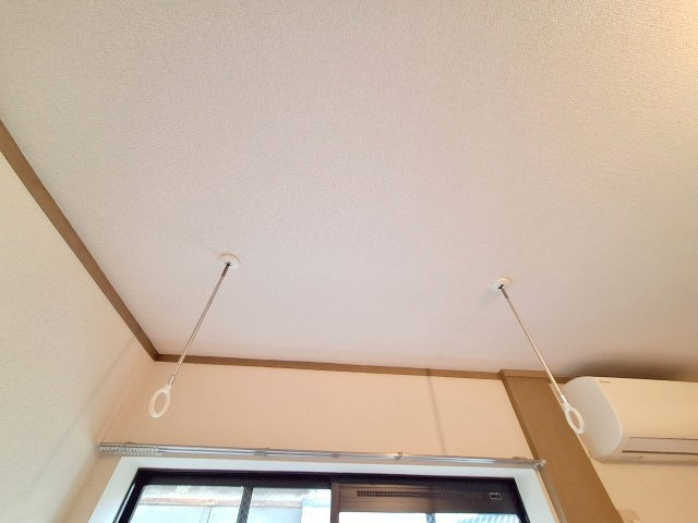 ベルメゾン大島の設備|★室内物干しフック★