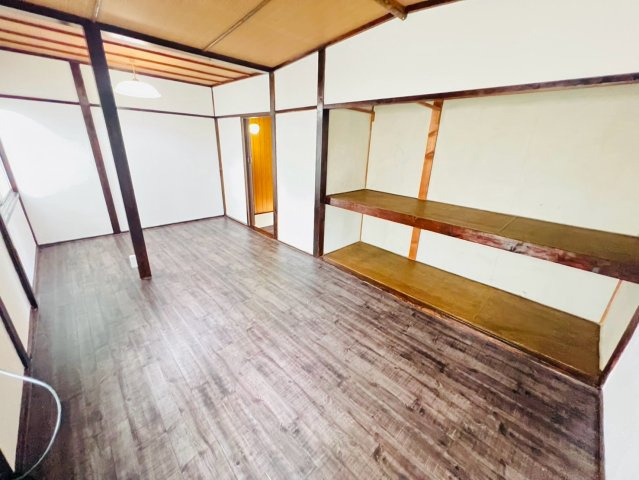 高丸7丁目貸家の寝室