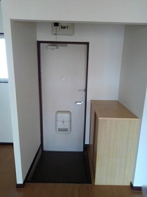 【玄関】 | イースタンＫＹ | 収納もある玄関です