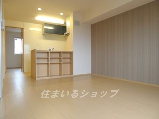 クレエルＫ　Ｃ棟の居間・リビング|エアコン付き