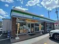 オーブ・リバーサイドの周辺|ファミリーマート太田店さんまで600m