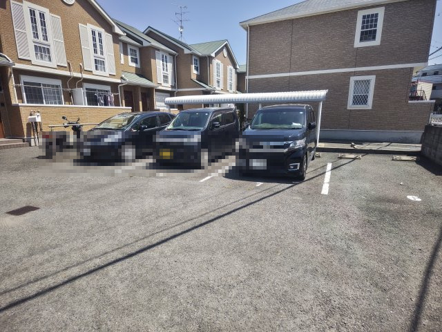 エクセルハイムの駐車場
