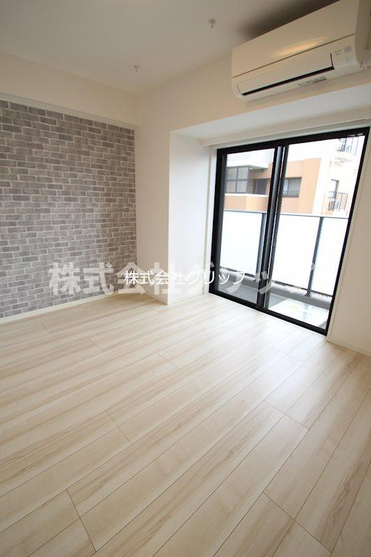 ベルシード横濱新町の洋室