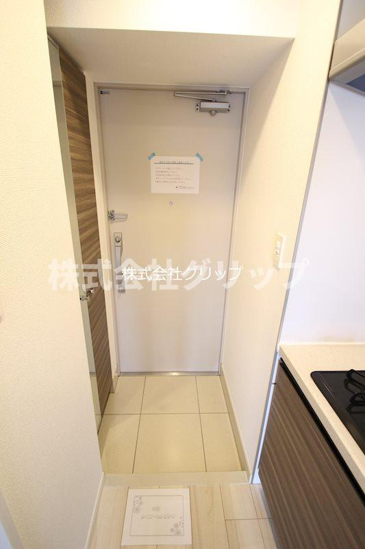 ベルシード横濱新町の玄関