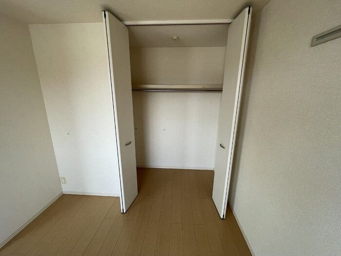 ウィスタリアの内装