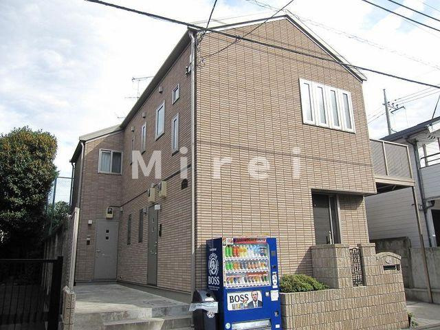 プラージュの外観
