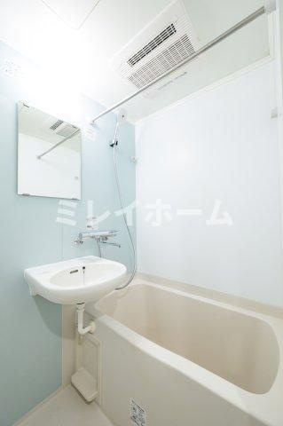 ルーブル大森七番館の浴室|同建物内、別のお部屋の参考写真になります。