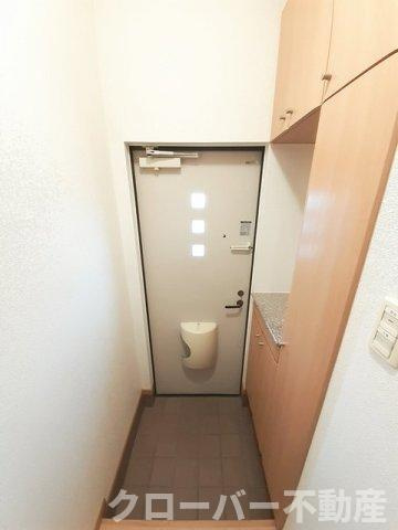 ウインターワルツＡの玄関