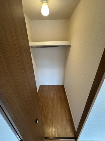 川崎市多摩区中野島６丁目のアパートの収納