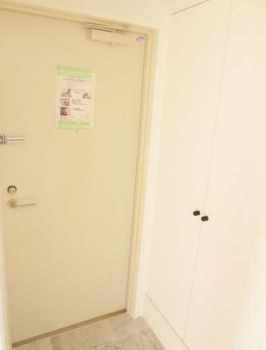 アートフル渋谷松見坂　最上階　角部屋　南向きの玄関