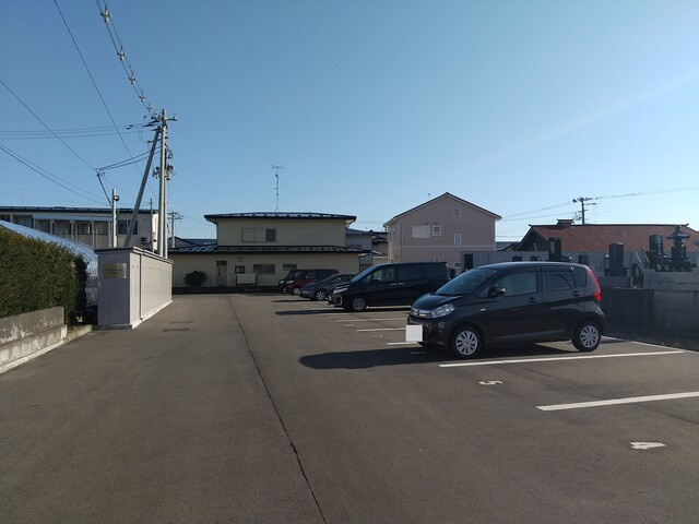 ヴァンクールの駐車場
