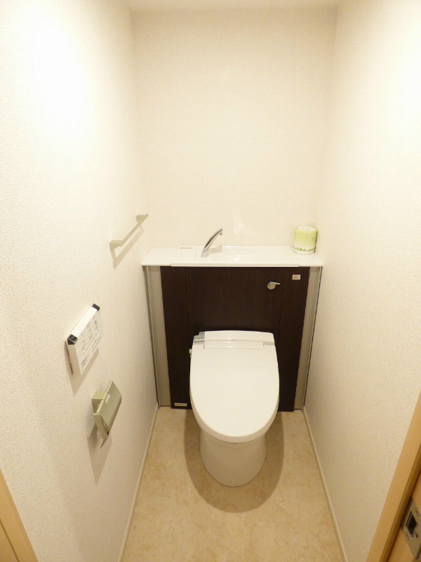 モンマール三宮のトイレ