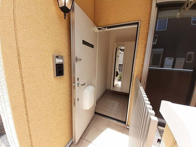 グリーンステージⅢ番館の玄関|シンプルで使いやすい玄関です